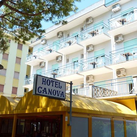 Hotel Canova Lido di Jesolo Exterior photo