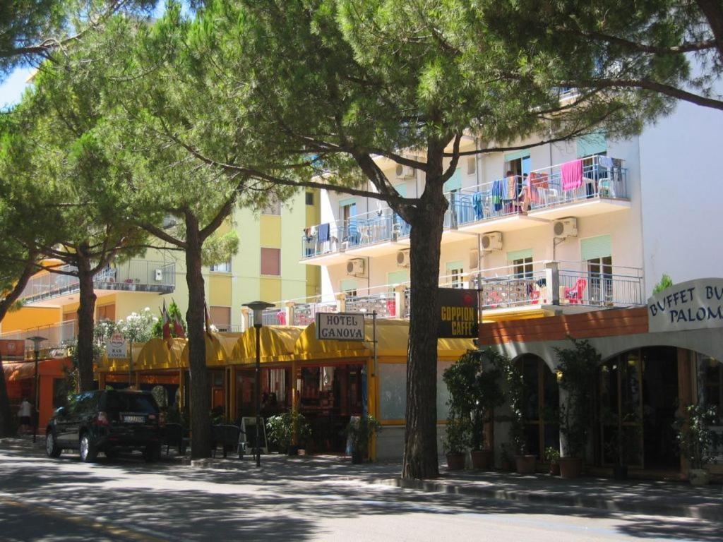 Hotel Canova Lido di Jesolo Exterior photo