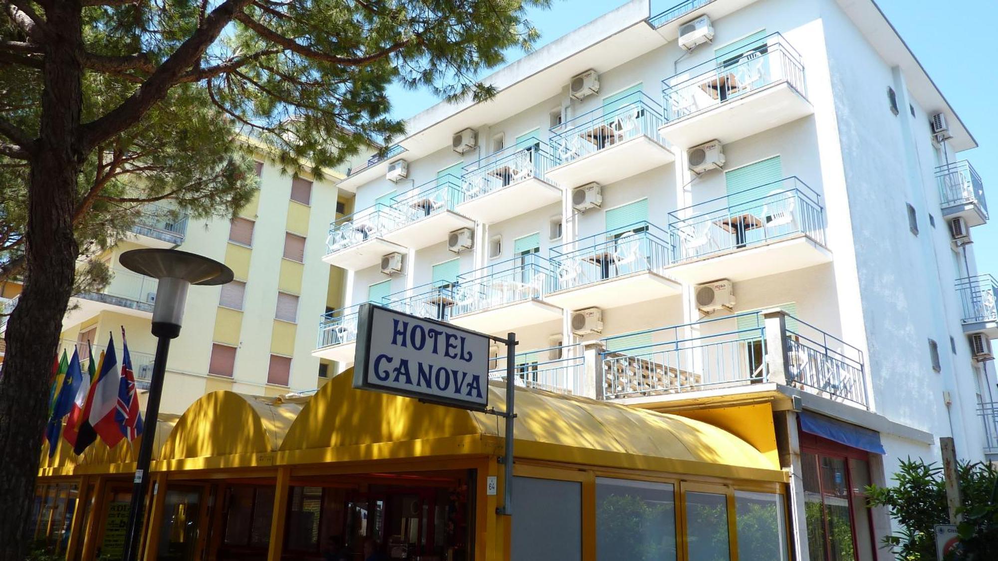 Hotel Canova Lido di Jesolo Exterior photo